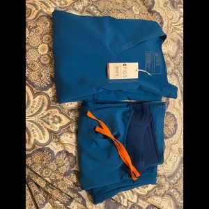 Figs Retired Alps Blue Set Med 3 pocket top and Petite Med Livingston pants
